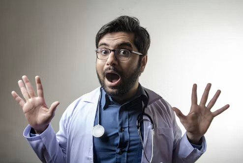 Parade: Doctors Are Seeing a Bizarre New COVID Symptom Right Now